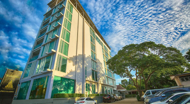 Phuglong Hotel
