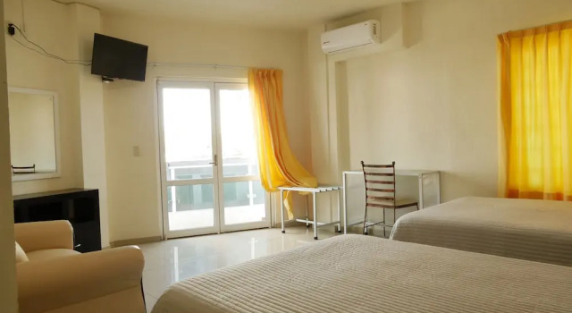 Люкс Comfort Hotel Insurgentes