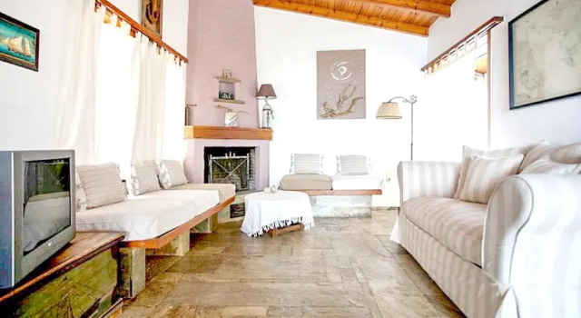 Villa With 6 Bedrooms in Xiropigado, With Wonderful sea View, Enclosed, Prenota Villa Hotel a Peloponneso con parcheggio, Parcheggio