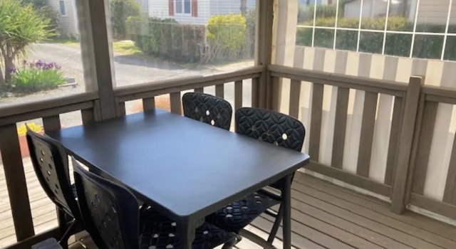 Bungalow de 2 chambres a Saint Hilaire de Riez a 300 m de la plage avec piscine partagee et terrasse amenagee
