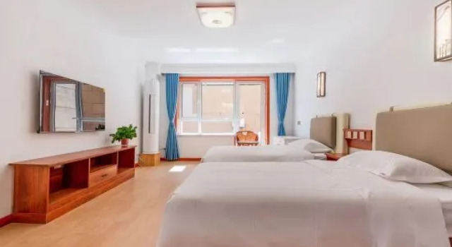Люкс Business Yunxi Hotel (Qingdao Jiaodong International Airport)