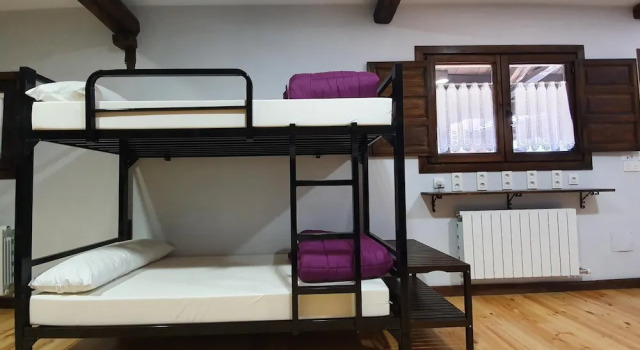 Albergue El Encanto, Забронировать Хостел Хостелы Леона, Хостел