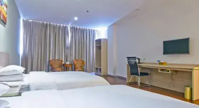 HanTing Hotel (Anqing Guangcai Grand Market)