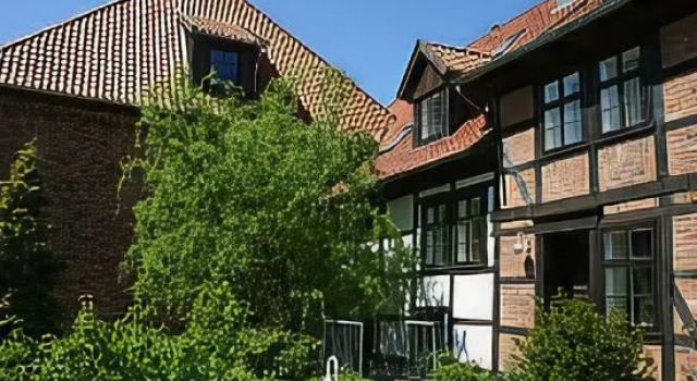 Hotel Kapellenkrug, Book Hotel Hotels in Sehnde with Parking, Parking