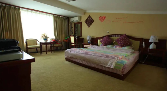 Flowers Pavilion Hotel, Varaa Hotelli Dali Yunnan