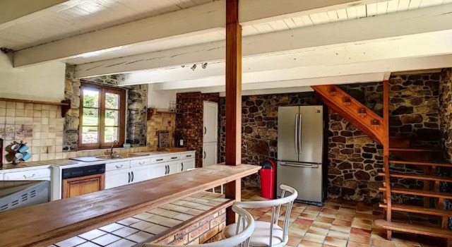 MAISON CROZON, 4 PIèCES, 6 PERSONNES - FR-1-370-58, Забронировать Отель Отели Finistère с парковкой, Парковка