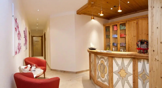 Hotel Wöscherhof - 4 Sterne Superior, Забронировать Отель Отели в центре Удернс, в центре