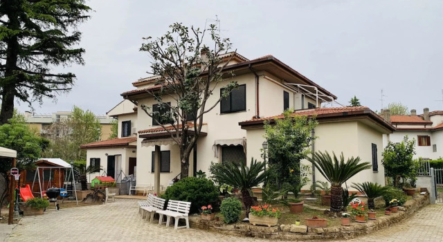 32, Prenota Bed & breakfast Hotel a Lazio con parcheggio, Parcheggio