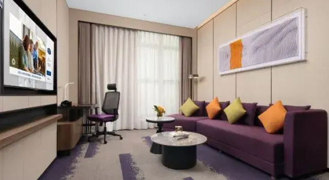Suite Business Hampton by Hilton Hami
