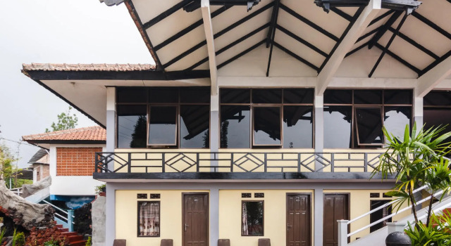 OYO 1852 Intan Bromo Homestay, Réserver Hôtel Tosari Java oriental