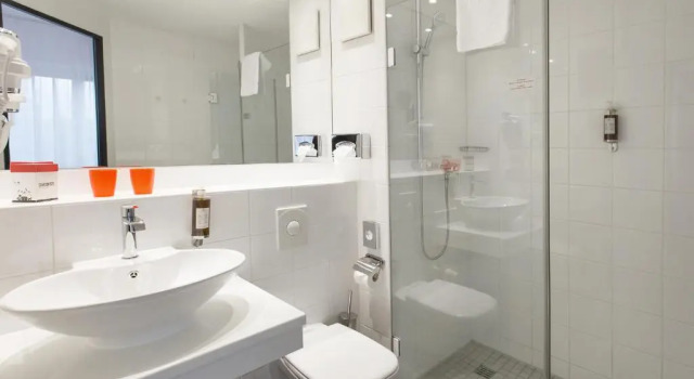 Двухместный номер Superior DORMERO Hotel Hannover-Langenhagen Airport