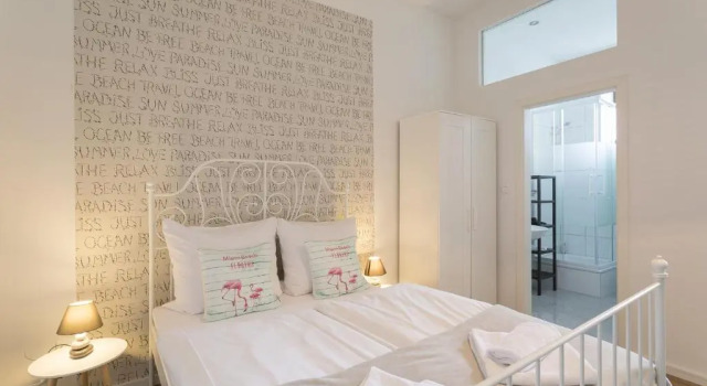 Stylish & Cosy Apartment in Berlin, WiFi, 3 guests, Varaa Huoneisto Neukölln Berliini