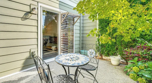 Апартаменты Modern Home Close to Dtwn Woodinville w/ Yard