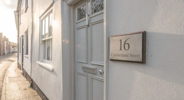 16 Cumberland Street, Woodbridge, Забронировать Отель Отели Англии 3 звезды, 3*