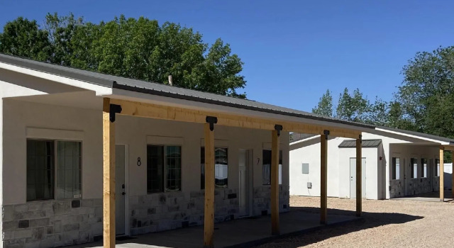 Hurricane Hideaway Lodging