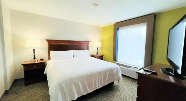 Люкс Holiday Inn Express & Suites Sulphur - Lake Charles by IHG