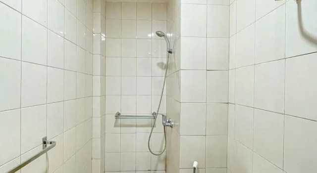 Simple Style 2Br Apartment Vida View Makassar, Prenota Appartamento Makassar 