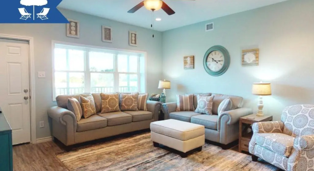 IR45 Bottom Floor Condo, 3 Bedrooms 2 Bath, View of Shared Pool, Boardwalk