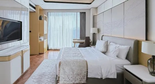 Семейный люкс с 2 комнатами с видом на реку Howard Johnson Yacht Club Hotel