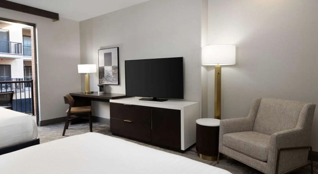 Номер Mobility Accessible Superior Hilton Promenade Branson Landing