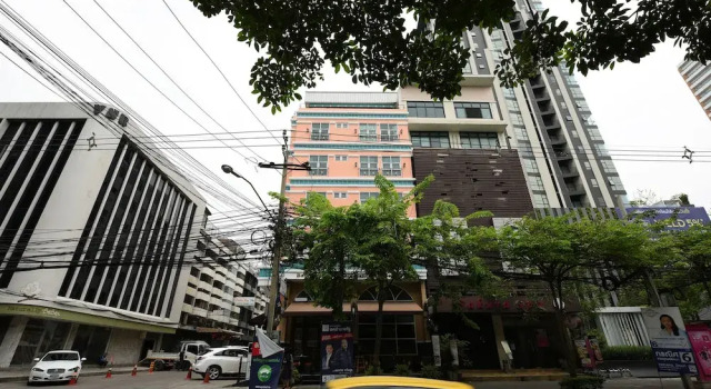 Hotel 72 Ekamai
