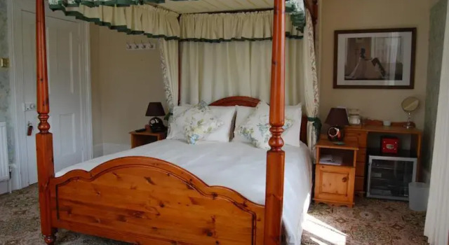 The Old Manse