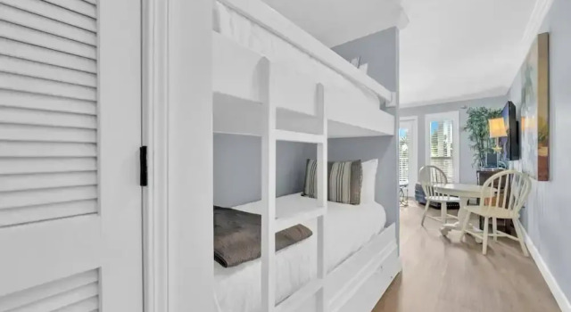 Gulf Place Caribbean 311, Rezerwuj Hotel Hotele w Emerald Coast z parkingiem, Parking