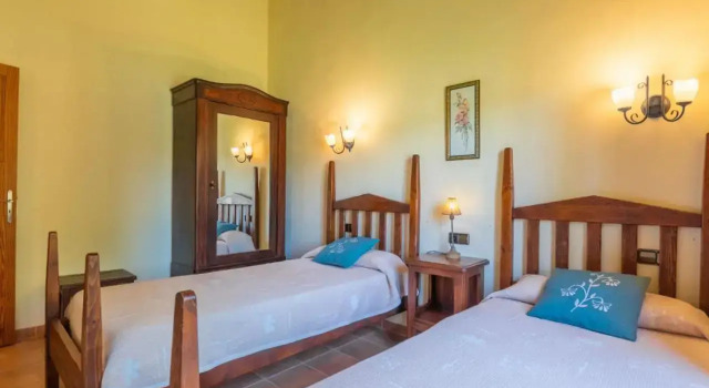 Holiday Home es Coscolls (Pic300)