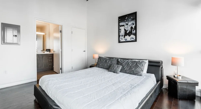 Двухместные апартаменты с красивым видом из окна Heaven on Hollywood Furnished Apts - Vine