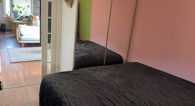Cozy Well Connected Family Apartment