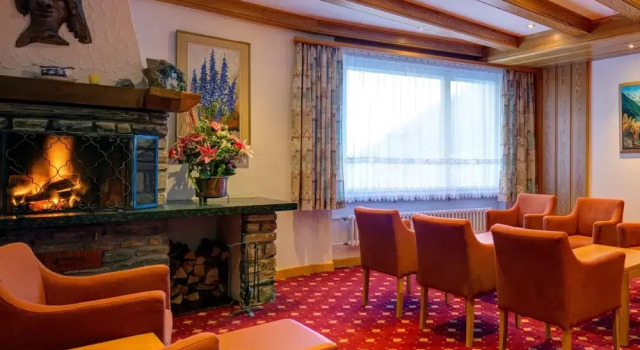 Alpine Budget Rooms by Täscherhof, Varaa Hotelli Taesch Zermatt