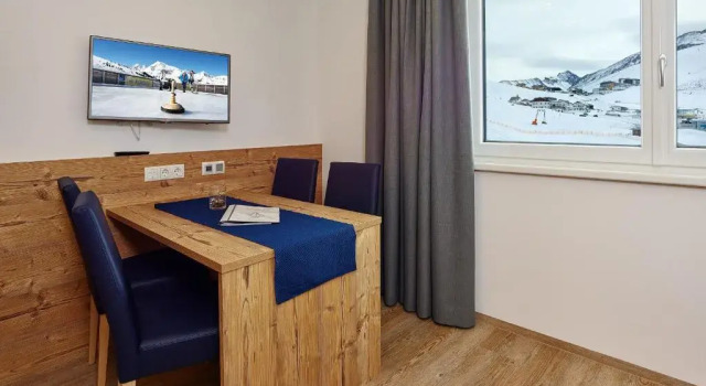 Апартаменты Hotel Garni Kristall