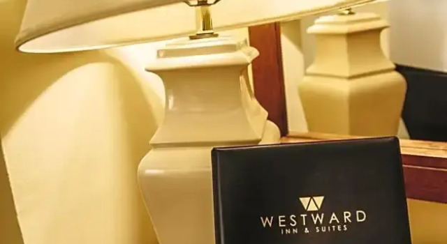 Люкс Standard Westward Inn & Suites