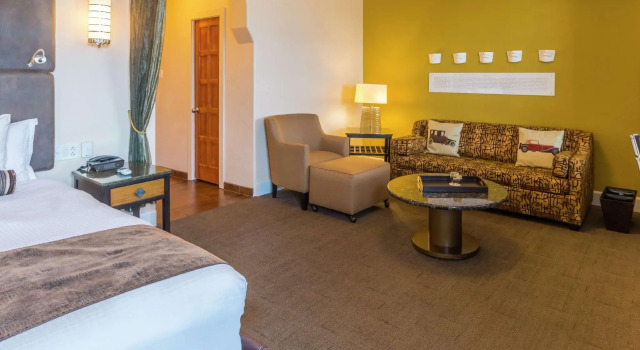 Двухместный номер Deluxe Hotel Andaluz Albuquerque, Curio Collection By Hilton