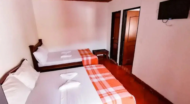 Hotel Las Nieves, Rezervovat Hotel Hotely v Santander s parkováním, Parkování