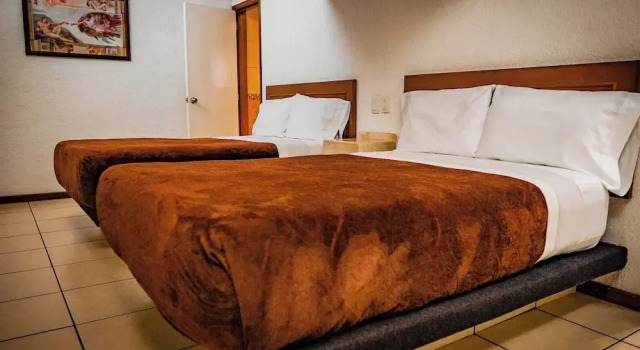 Suite quadrupla Comfort con balcone Hotel Azucena