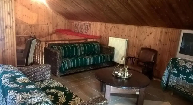 Guesthouse Chotos, Rezerwuj Hotel Samarína Vasilitsa Ski