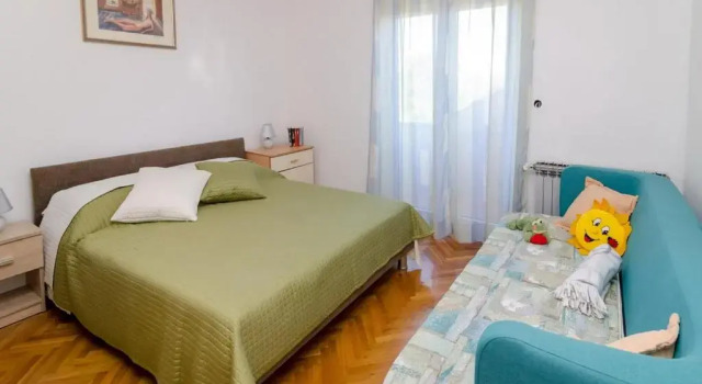 Beautiful three bedroom apartment with a yard and terrace - Apartment Zoranica I - AE1405