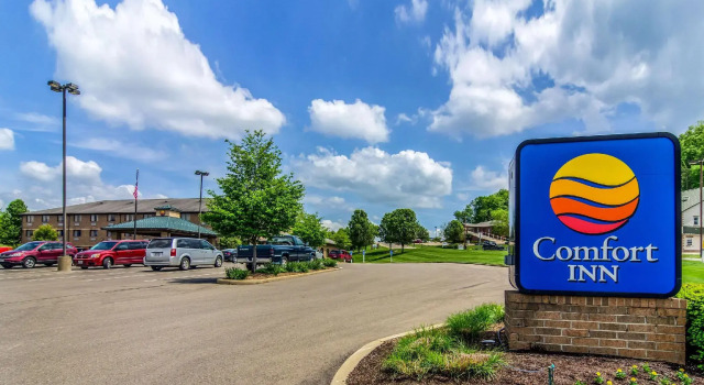 Полулюкс Comfort Inn Millersburg