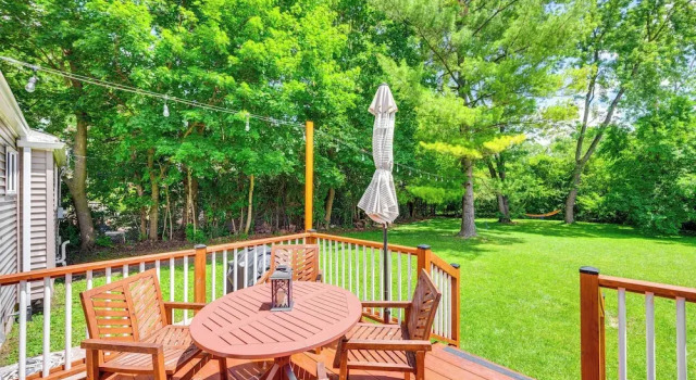 Коттедж Charming Ann Arbor Getaway w/ Deck: Near Downtown!