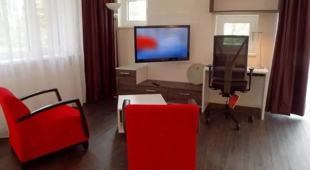 Boardinghaus Weinberg Campus, Prenota Hotel Hotel a Garz con parcheggio, Parcheggio