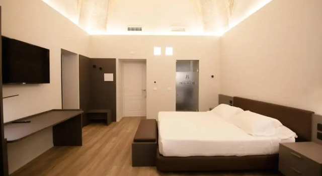 Palazzo Bellocchi - Suites & Apartments