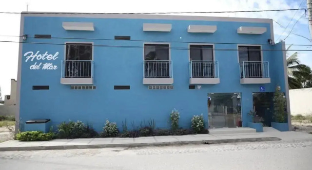 Hotel Del Mar, Book Hotel Barra de Navidad 