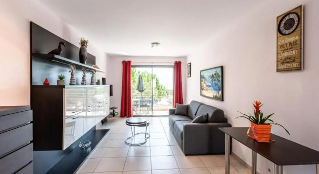 Calvaro - Appartement classé 5 étoiles - vue mer, Varaa Huoneisto Calvi 