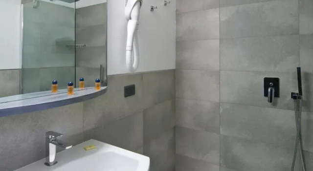 Четырёхместный номер Standard Hotel Europa Varese