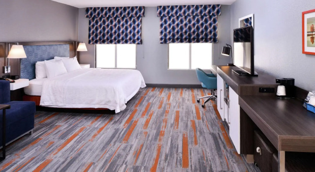 Люкс Hampton Inn & Suites Legacy Park-Frisco
