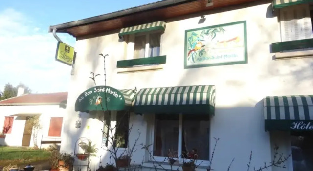 Au Bon Saint Martin, Boek Hotel Hotels in Franche-Comte met ontbijt, Ontbijt