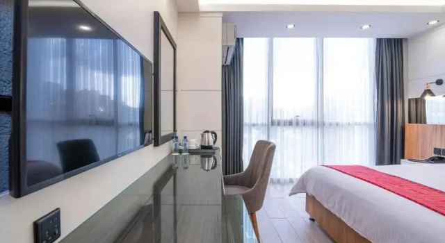 Люкс Отель Maa Hotel and Suites
