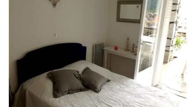 Self Catering Flats in Luchon, Забронировать Апартаменты/квартира Баньер-де-Люшон Luchon Superbagnères Ski Resort