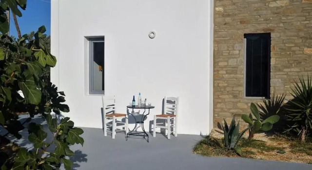 The Hedonist Square cycladic house with sea view, Prenota Casa vacanze Drios Paro